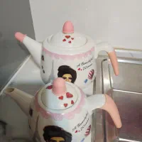 کتری و قوری چینی