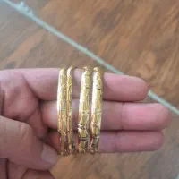 طلا در حد نو