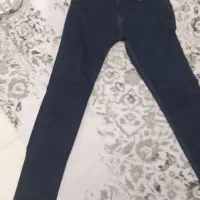شومیز نوی نو ۳۰۰ تومان شلوار ۲۰۰ تومان