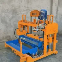 دو دستگاه بلوک زن پرسی هیدرولیک و یک دستگاه میکسر|ماشین‌آلات صنعتی|تهران, شهرک شریفی|دیوار