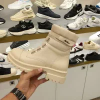 بوت زنانه تخفیف خورده