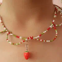 گردنبند و دستبند منجوقی