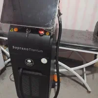 دستگاه لیزر