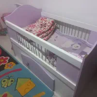 فروش تخت بچگانه دخترانه درحدنو سالم منطقه۲۲ دریاچه|تخت و صندلی بچه|تهران, شهرک شهید باقری|دیوار