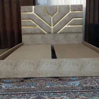 تخت دونفره همراه میزآرایش