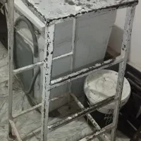 نردبان چهارپایه