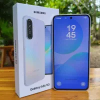 استخدام فروشنده موبایل(خانم)