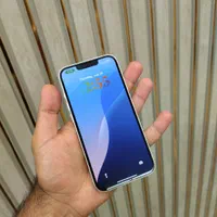 اپل iPhone 13 با حافظهٔ ۱۲۸ گیگابایت
