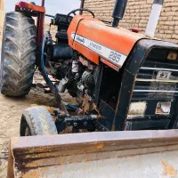 تراکتور مدل ۶۷ سالم