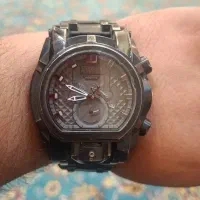 ساعت اینویکتا اصلی