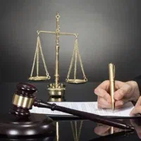 وکیل پایه یک دادگستری