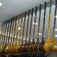 سه تار با مهرهای مختلف گالری موسیقی آرتیا