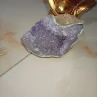 یک عدد سنگ زیبا وخوشگل