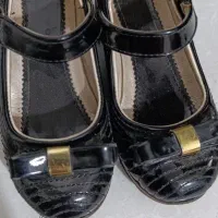 کفش بچه گانه|کفش و لباس بچه|قم, انسجام|دیوار