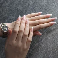 کاشت ناخن،کراتین،رنگ،میکاپ، شینیون