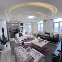 فروش واحد ۸۰ متری خوش نقشه کیانشهر/مالک هستم