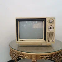 تلویزیون رنگی نوستالژی