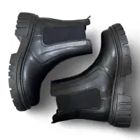 نیم بوت زنونه دردومدل پرداخت درب منزل|کیف، کفش، کمربند|سراب, |دیوار