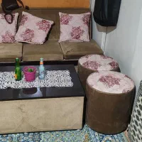 مبل 9 نفره شیک و سالم به همراه میز عسلی