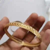 طلا فقط ۵۰ بالای تابلو