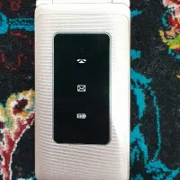 گوشی تاشو نو