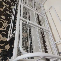 تخت بیمارستانی