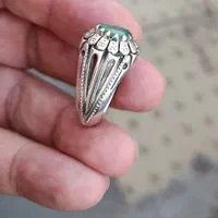 انگشتر زمرد