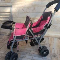 کالسکه دوقلو۱۵۰۰