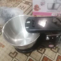 همزن کاسه دار 5لیتری جنس استیل توان مصرفی 650w