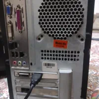 یک عدد کامپیوتر+ اقلام همراه|رایانه رومیزی|یزد, |دیوار