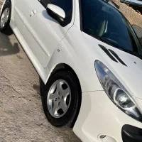 ۲۰۷ بدون رنگ