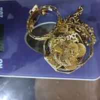 مقداری طلا با فاکتور بدون اجرت