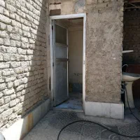 انبار 100 متری/ همکف/ امنیت بالا/خیابان اصلی/مولوی|اجارهٔ دفتر کار، اتاق اداری، مطب|تهران, مولوی|دیوار