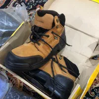 لباس و کفش کار مهندسی