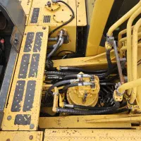 فروش ۲ عدد بیل مکانیکی ۴۰۰ کوماتسو خط ۸ آر