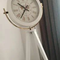 ساعت ایستاده