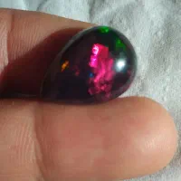 جواهر اوپال اتشی بیضی