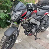 ان اس ۲۰۰ باجاج مدل ۴۰۴ صفر کیلومتر