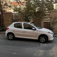 207 اتماتیک سقف شیشه ای سفید|خودرو سواری و وانت|تهران, ایرانشهر|دیوار