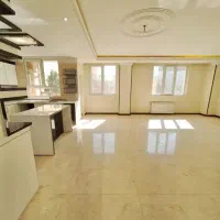 70متر/فول بازسازی/نورگیر سراسری/سالن پرده خور