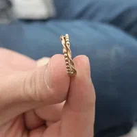 انگشتر طلا سبک‌ وزن با فاکتور