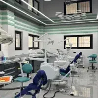 منشی و دستیاردندانپزشک