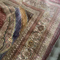 فرش تمام ابریشم لاکی