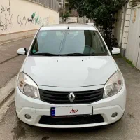 رنو ساندرو 1396 سفید اتومات