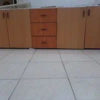 کابینت  و آب چکان