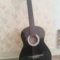 گیتارفروشی