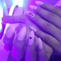 ارائه خدمات ناخن|خدمات آرایشگری و زیبایی|زرندیه, |دیوار