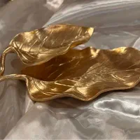 ظرف برگ سوزنی دو طبقه