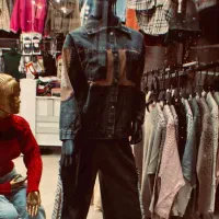 فروش انواع مانکن و چوب کار|فروشگاه و مغازه|یزد, |دیوار