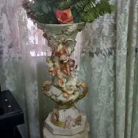 گلدا ن بزرگ و زیره جنس پلی